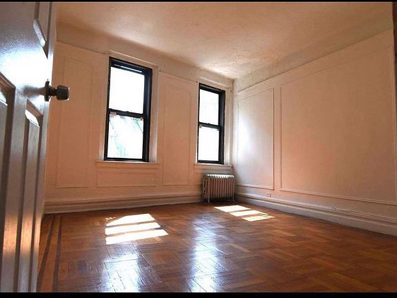 3rd image of 80 Haven Ave APT 2A