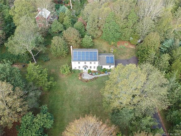 3rd image of 11 Dunns Ct