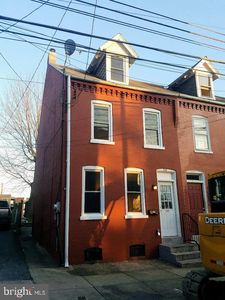 233 Howard Ave, Lancaster, PA, 17602