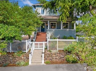 1702 Nob Hill Ave N, Seattle, WA 98109