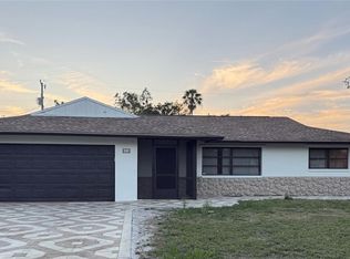 4524 SE 11th Pl, Cape Coral, FL 33904