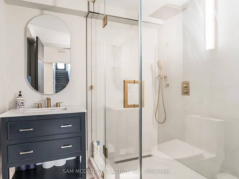 1019 Strathy Ave — Photo 33