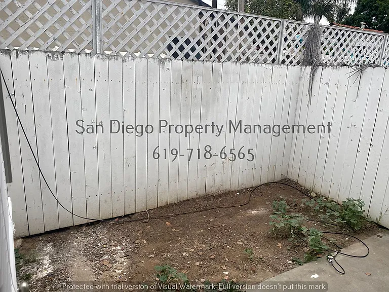 2073-2081 Bacon St — Photo 12