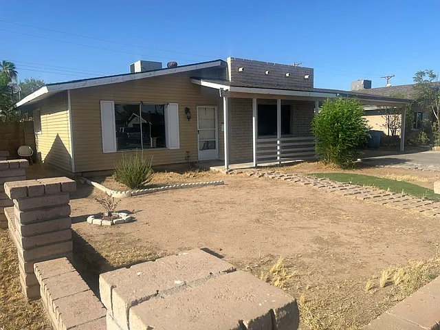 5224 W Windsor Ave — Photo 2
