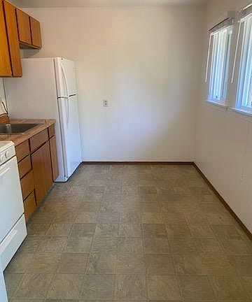 4th image of 18418 1st Ave APT 2