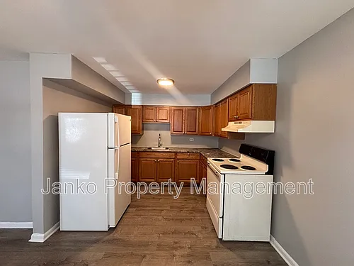474 W 14th Pl #2 Photo 1 474 W 14th Pl #2 Photo 1