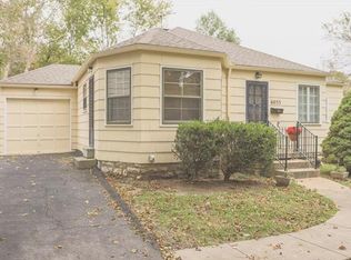 6033 Catalina St, Fairway, KS 66205