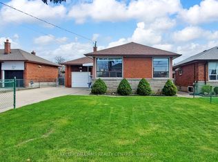 549 Rustic Rd, Toronto, ON M6L1X8