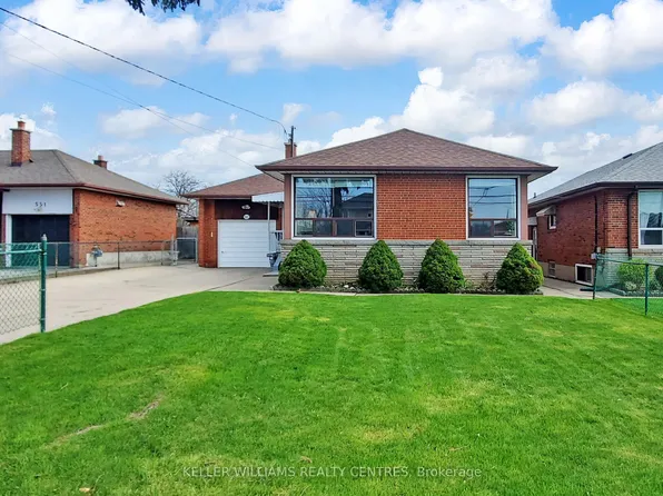 549 Rustic Rd, Toronto, ON M6L 1X8