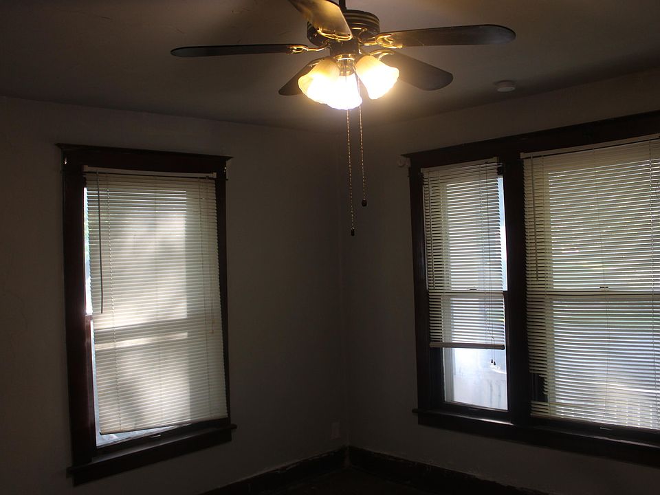 2nd image of 614 Chestnut St #614