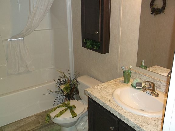 5th image of 57 2nd St