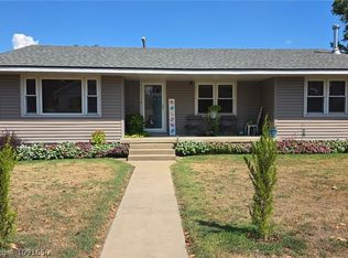 302 Railroad Ave, Heavener, OK 74937