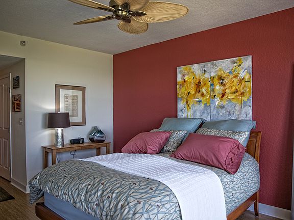 5th image of 4951 Bacopa Ln S Unit 302
