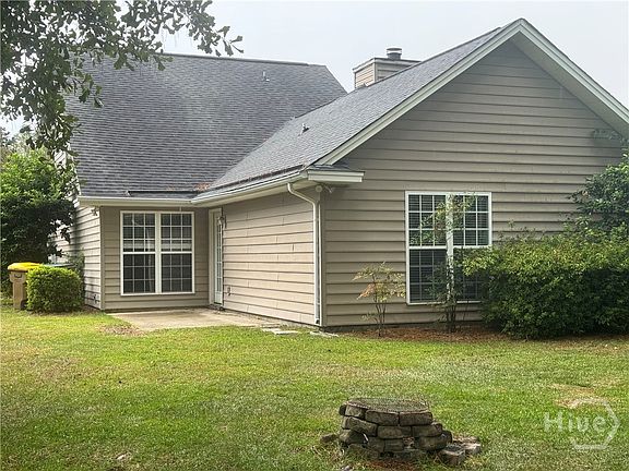 5th image of 75 Oak Ridge Cir