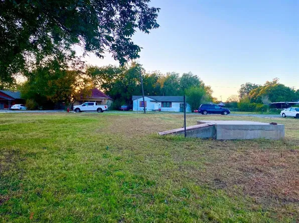 414 N Hardin Ave #25-29, Mangum, OK 73554