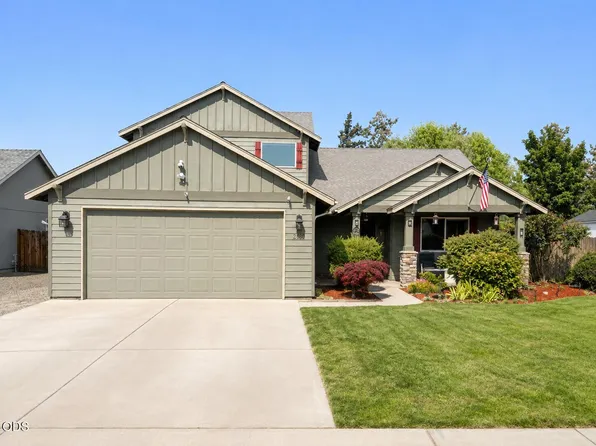 2155 NW 22nd St, Redmond, OR 97756
