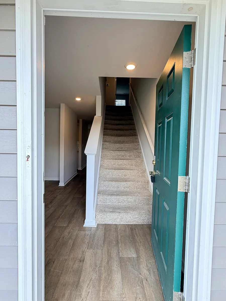 Building Photo - 4529 Sandstone Dr
