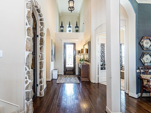 4th image of 9602 W Pedernales River Dr