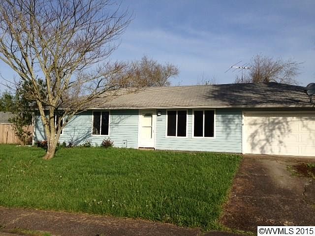 2nd image of 1865 Allendale Way NE