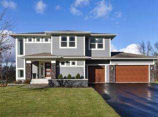 18880 42nd Place N, Plymouth, MN 55446