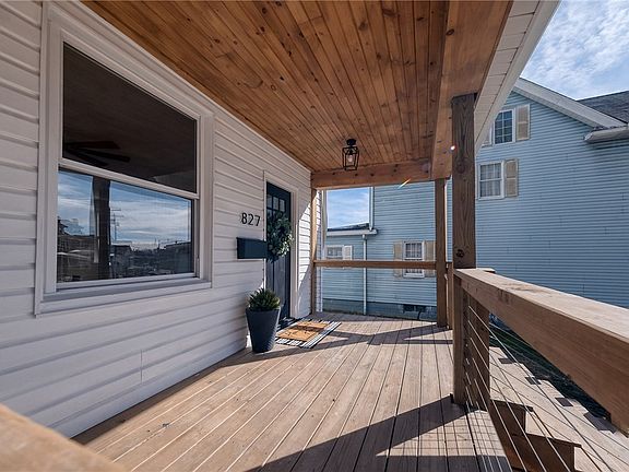 5th image of 827 Green St