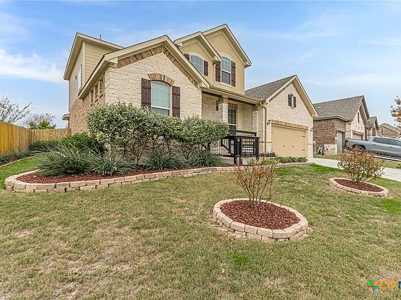 2nd image of 3107 Magnolia Mnr