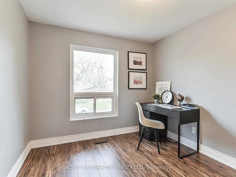 37 Banner Cres — Photo 22