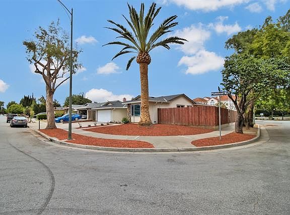 5th image of 2953 Plumstead Way