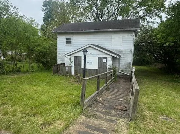 1361 Emery Ave, Springfield, OH 45504