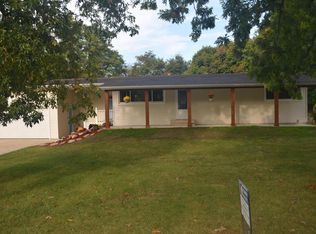 328 Minges Rd S, Battle Creek, MI 49015