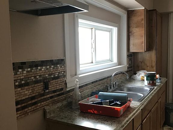 2nd image of 457 Vermont St #1
