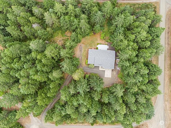 4th image of 30 W Sweetclover Court