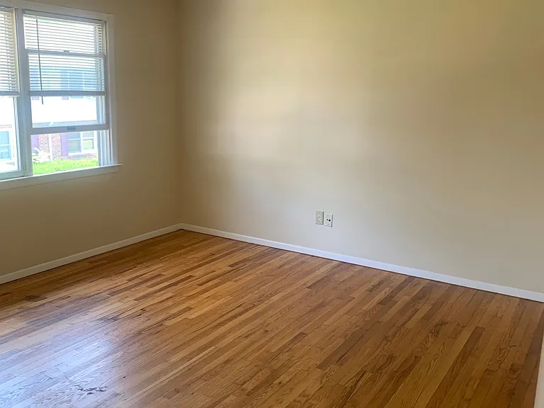 356 E Main St — Photo 11