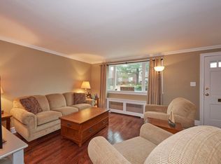 87 Manor Dr, Red Bank, NJ 07701