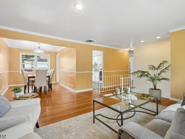 14 Mellon Ave, West Orange Twp., NJ 07052
