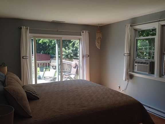 3rd image of 24 Abby Ln