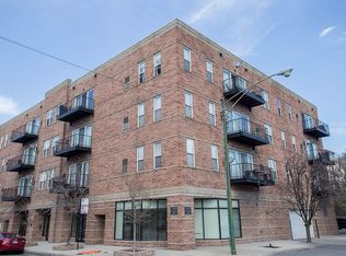 647 N Green St APT 404, Chicago, IL 60642