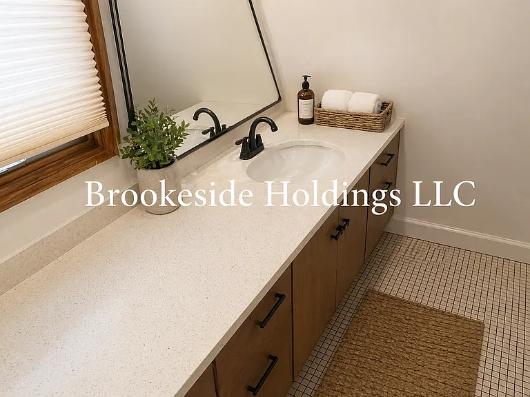 2543 Muskegon Blvd — Photo 3