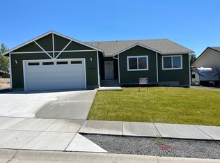 5438 Shalynn Dr, Klamath Falls, OR 97603