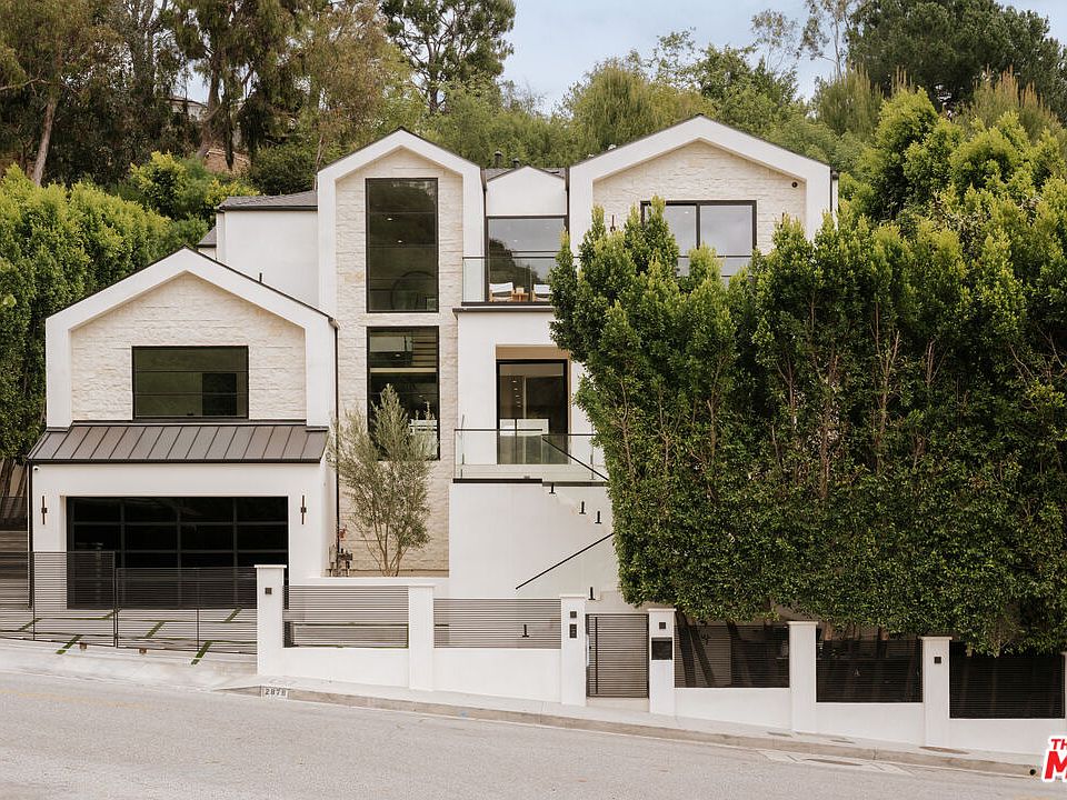 1st image of 2878 Deep Canyon Dr