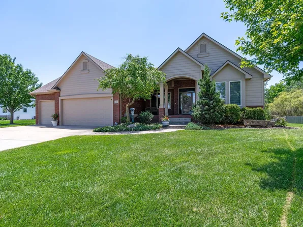 421 E Periwinkle St, Garden Plain, KS 67050