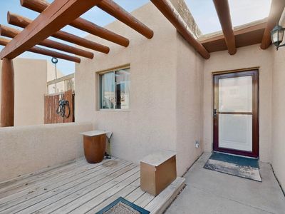 6328 Milagro Estrella, Santa Fe, NM, 87507