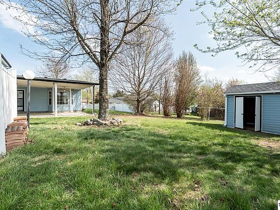 5th image of 320 Shelton Rd