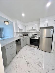 1710 NE 191st St APT 307-3, Miami, FL, 33179