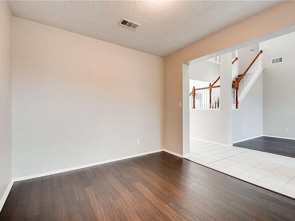 5th image of 7632 Lawnsberry Dr