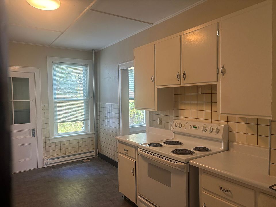 1st image of 105 Friend St #A