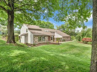 5319 McVitty Rd, Roanoke, VA 24018