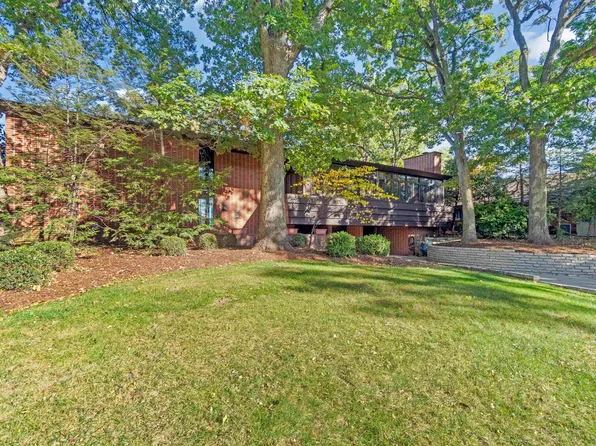 501 E High Point Rd, Peoria, IL 61614