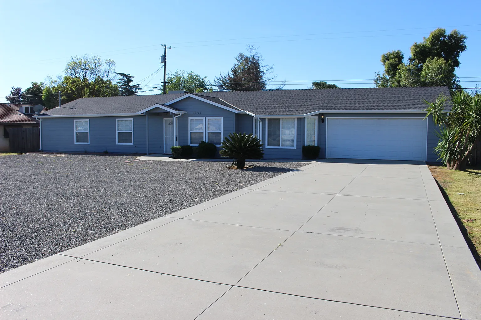 36712 Avenue 12 photo 1