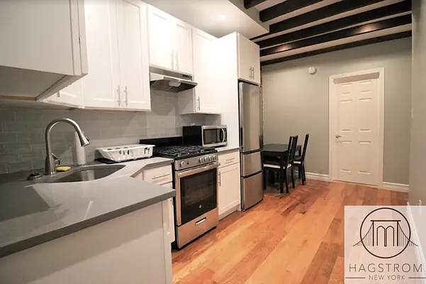 Rented by Hagstrom Management Inc | media 21